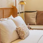 Hotel Qara *
