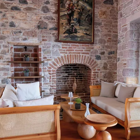酒店 Qara Ayvalı